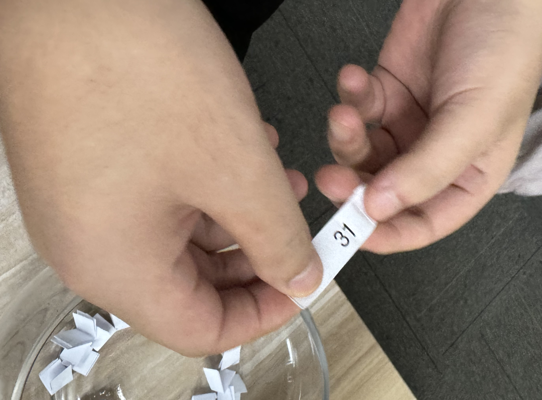 众里吃瓜千百度，，，，蓦然回首，，，，瓜已入腹最深处_公司动态_网站建设_APP开发_星空娱乐科技-专注高端品牌网站建设一站式定制|杭州微信小程序开发