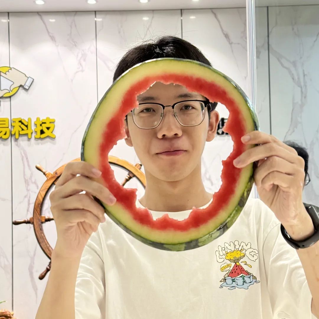 众里吃瓜千百度，，，，蓦然回首，，，，瓜已入腹最深处_公司动态_网站建设_APP开发_星空娱乐科技-专注高端品牌网站建设一站式定制|杭州微信小程序开发