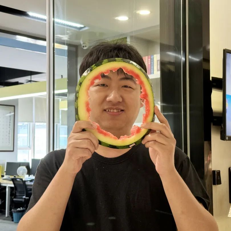 众里吃瓜千百度，，，，蓦然回首，，，，瓜已入腹最深处_公司动态_网站建设_APP开发_星空娱乐科技-专注高端品牌网站建设一站式定制|杭州微信小程序开发