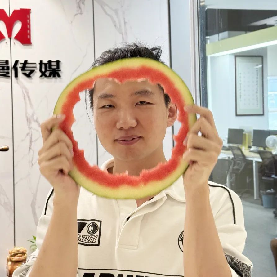 众里吃瓜千百度，，，，蓦然回首，，，，瓜已入腹最深处_公司动态_网站建设_APP开发_星空娱乐科技-专注高端品牌网站建设一站式定制|杭州微信小程序开发