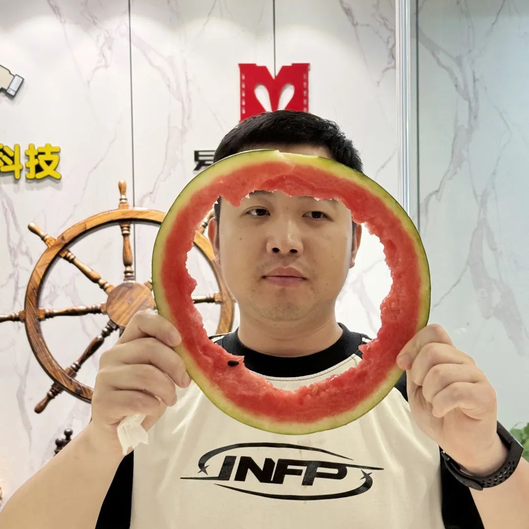 众里吃瓜千百度，，，，蓦然回首，，，，瓜已入腹最深处_公司动态_网站建设_APP开发_星空娱乐科技-专注高端品牌网站建设一站式定制|杭州微信小程序开发